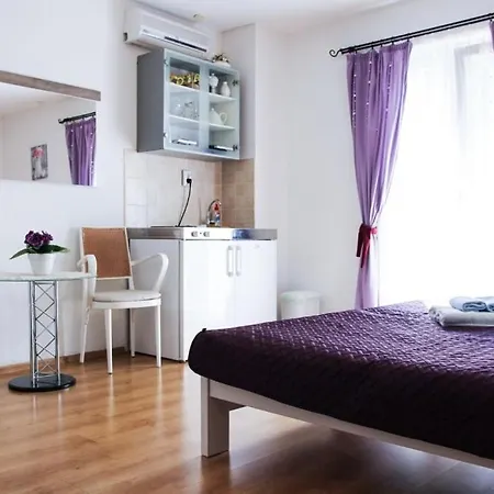 By The Sea - 15200 Appartement *