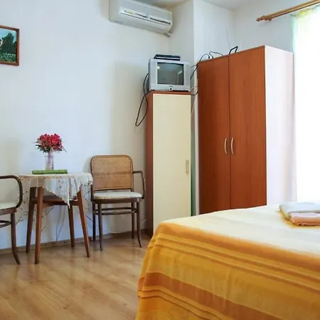 By The Sea - 15200 Appartement *