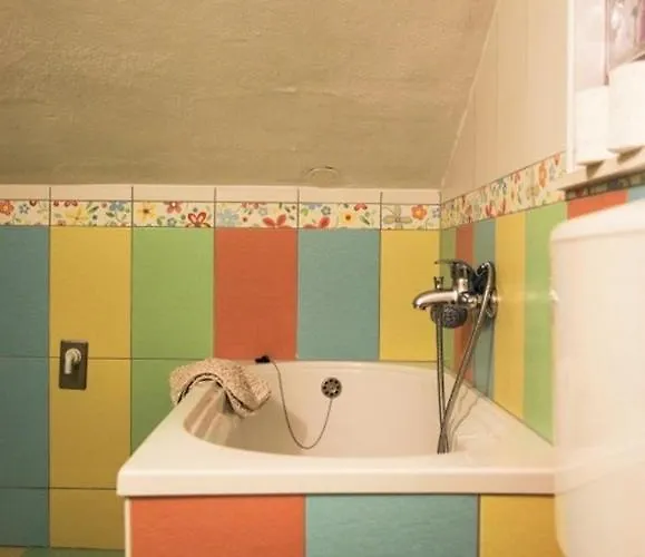 By The Sea - 15200 Daire Makarska