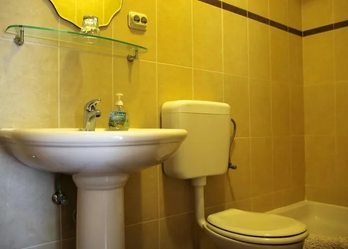 By The Sea - 15200 Apartman *