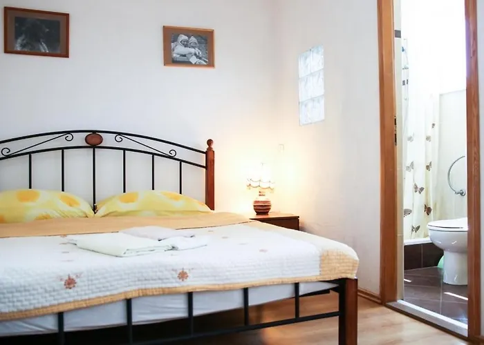 By The Sea - 15200 Makarska