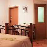 By The Sea - 15200 Apartment *