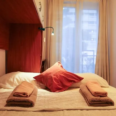 By The Sea - 15200 Apartment Makarska