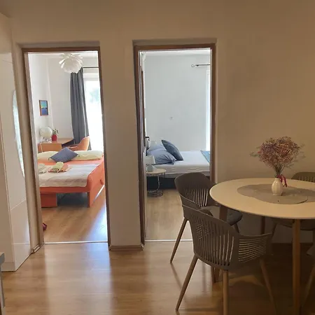 By The Sea - 15200 Makarska