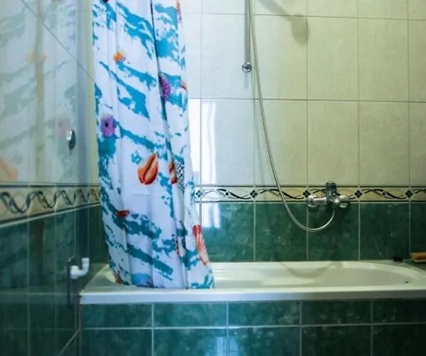 By The Sea - 15200 Makarska