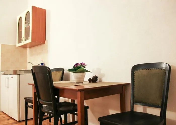 By The Sea - 15200 Apartment