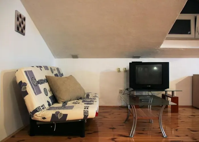 By The Sea - 15200 Apartment Makarska