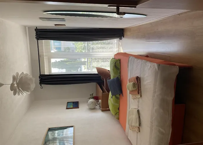 By The Sea - 15200 Apartment *